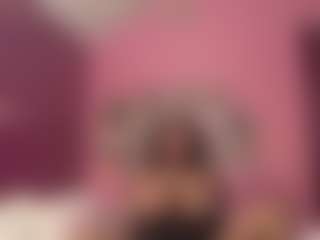 Live cam show with MissDemon - Mobile on fapnchat