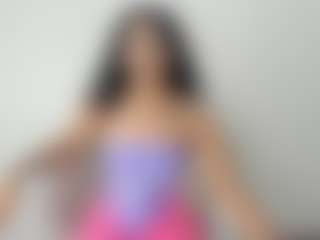 Live cam show with riiby - Brown Hair on Stripli.com