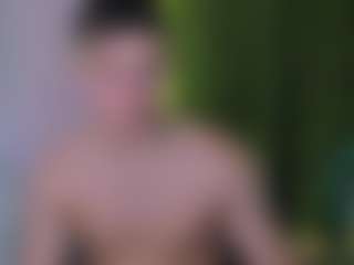 Live cam show with rafael-bien - Bedroom on Chatstar