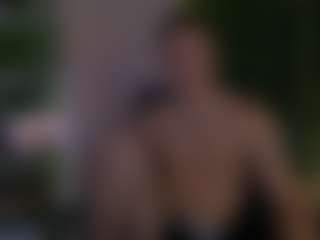 Live cam show with rafael-bien - Bald on CamwithHer