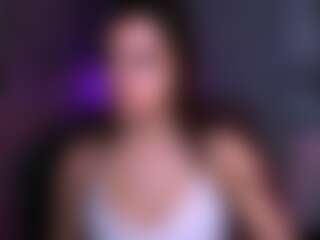 alyssamoan's Live Sex Cam Show