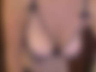 AnyaShySmile's Live Sex Cam Show