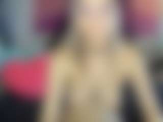 Live cam show with BarbieRiot - Fishnets on sexylive.show