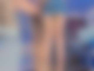 Live cam show with Sara - Ass Clapping on livesuperchat.net