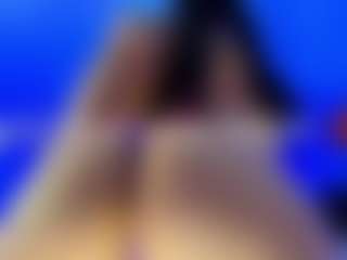 Live cam show with Sara - Big Nipples on EXY