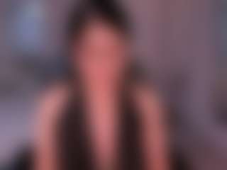 Live cam show with Hailey Ross - Spanking on milfzrlive.com