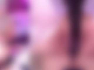 Live cam show with KittieEvaa - Natural on CamClone