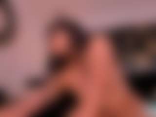 Live cam show with ZaraKafruni - Athletic on TeamSkeetLive