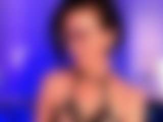 Live-camshow met IreneMarlow - Glasses op Camsoda