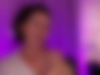 Live cam show with IreneMarlow - Skinny MILF on camwithhim.com