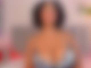 Live cam show with TinaCurly - Morena on Camsoda