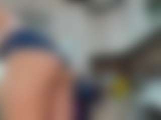 Live cam show with ainoa-good-vibes - Flirt on Cam Slut