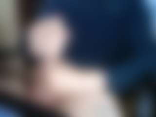Roberunxx's Live Sex Cam Show
