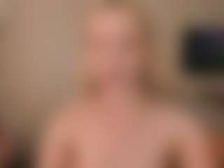 Live cam show with Tiffany-Jade - Gray Eyes on AdultVida.com