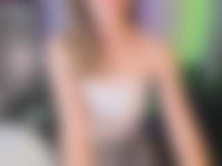 Live cam show with ameliaeili - Hazel Eyes on AdultVida.com