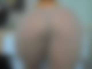 tykitaa's Live Sex Cam Show