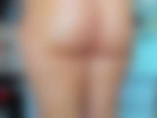 tykitaa's Live Sex Cam Show