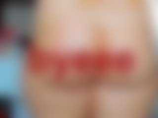 tykitaa's Live Sex Cam Show