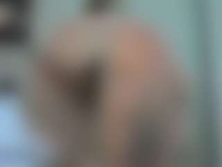 tykitaa's Live Sex Cam Show