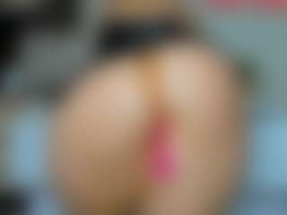 tykitaa's Live Sex Cam Show