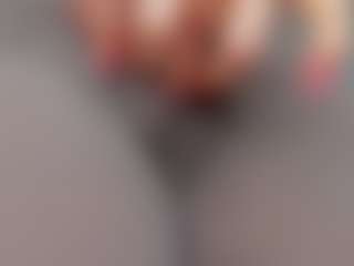tykitaa's Live Sex Cam Show