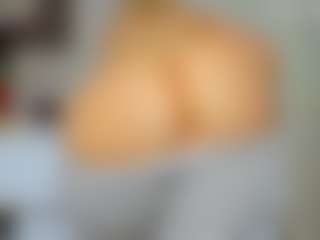 tykitaa's Live Sex Cam Show