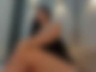 ashly-moonn's Live Sex Cam Show