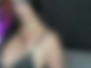 ashly-moonn's Live Sex Cam Show