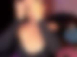 ashly-moonn's Live Sex Cam Show