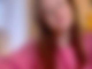 Show live cam dengan Lili - Raven Hair Blonde Hair di Camsoda