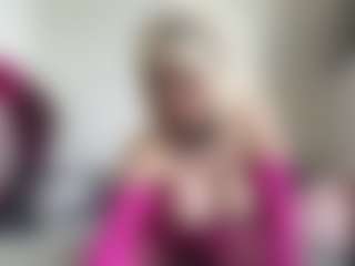 bratzdollchloe's Live Sex Cam Show