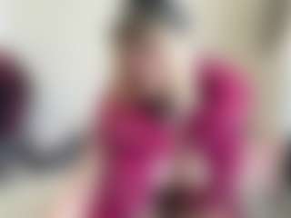 bratzdollchloe's Live Sex Cam Show