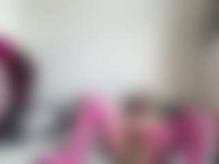 bratzdollchloe's Live Sex Cam Show