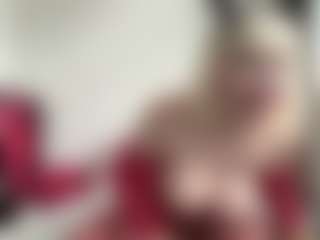 bratzdollchloe's Live Sex Cam Show