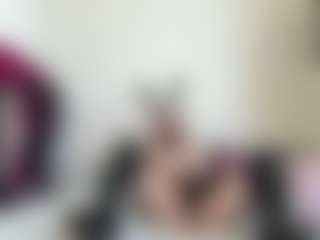 bratzdollchloe's Live Sex Cam Show