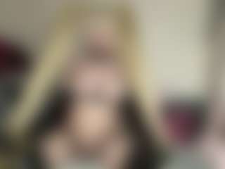Live cam show with bratzdollchloe - Tease on Fling VIP Chat