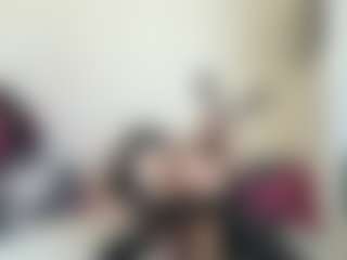 Live cam show with bratzdollchloe - Huge Tits on Instabang