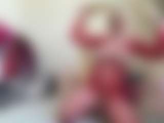 bratzdollchloe's Live Sex Cam Show