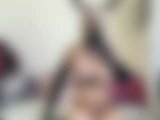 bratzdollchloe's Live Sex Cam Show