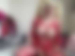 Show in cam erotica live di bratzdollchloe