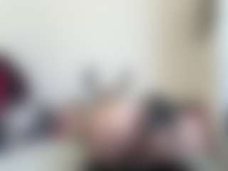 bratzdollchloe's Live Sex Cam Show