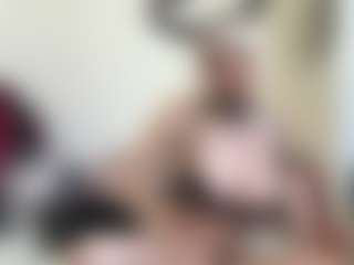 bratzdollchloe's Live Sex Cam Show