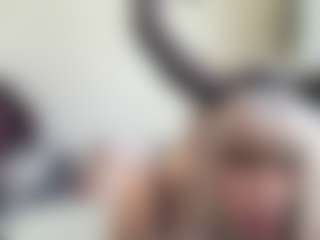 bratzdollchloe's Live Sex Cam Show