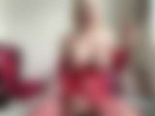 bratzdollchloe's Live Sex Cam Show