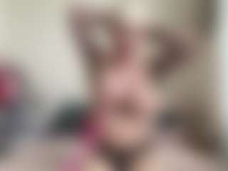 bratzdollchloe's Live Sex Cam Show