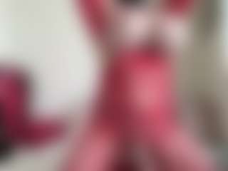 Live cam show with bratzdollchloe - Blue Eyes on Camsoda