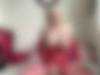 Live cam show with bratzdollchloe - Blue Eyes on Camsoda