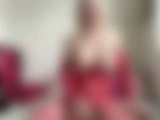 Live cam show with bratzdollchloe - Blonde Hair on Camsoda