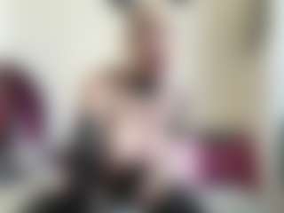 Live cam show with bratzdollchloe - Tattoos on Instabang