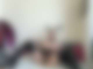 bratzdollchloe's Live Sex Cam Show